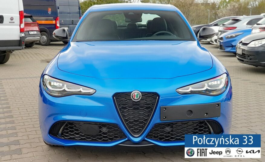 Alfa Romeo Giulia Veloce 2,0 280 KM Q4 AT8 | Niebieska | Asystent kierowcy + | MY23