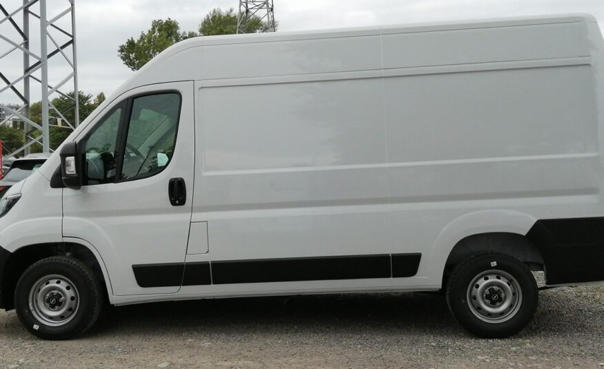 Opel Movano NOWY MODEL Opel Movano Furgon 140KM L2H2 — 11,5m3 RP 2024 OD RĘKI!