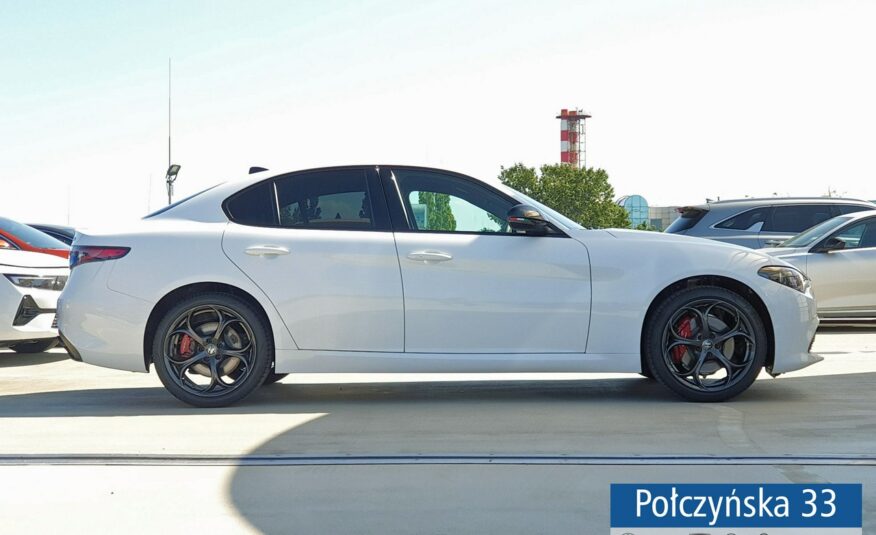 Alfa Romeo Giulia Tributo Italiano 2.0 280KM AT8 AWD| Alfa White| MY24