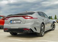 Kia Stinger Niski przebieg | Bogata wersja