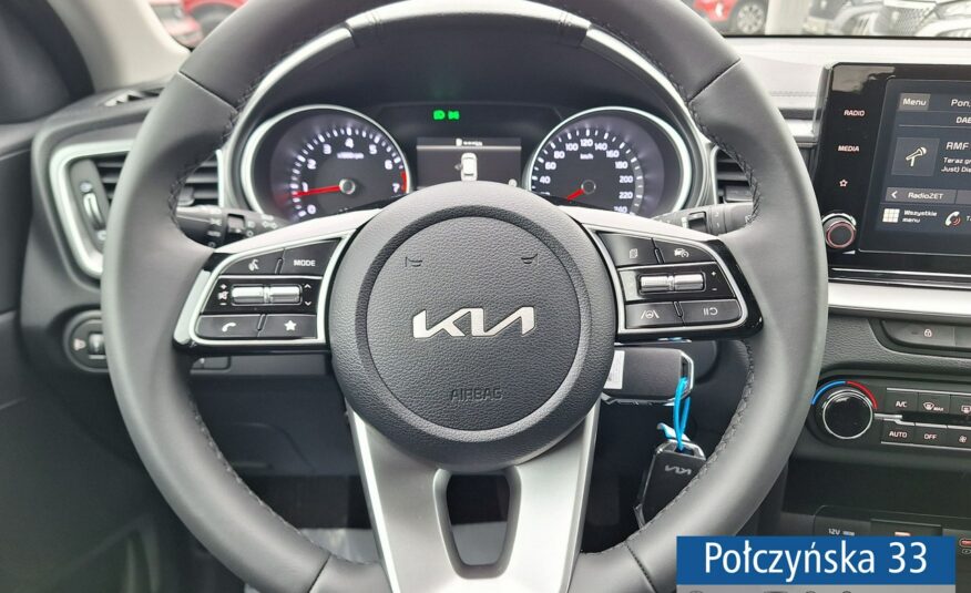 Kia Nowy Ceed 1.5 T-GDI 160KM 6MT | Wersja M+SMT | czarny Black Pearl | MY24